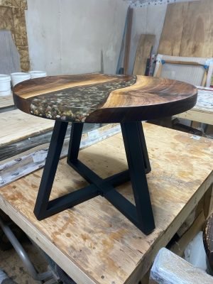 2ft Round Black Walnut Epoxy River with Rock Feature Coffee Table 2